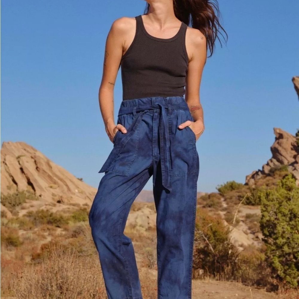 AMO Paperbag Pant in Indigo Tie‎ Dye Pant Size 28
